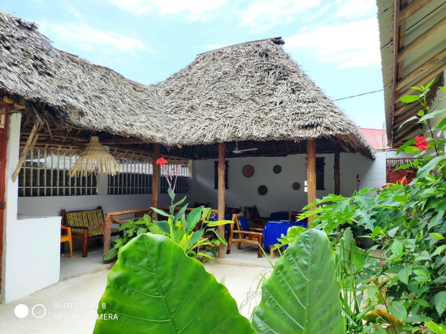 Aurora Guest house Nungwi